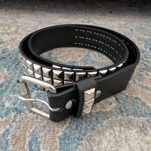 UNBRANDED Belt Unisex S/M Black Punk Silver Tone Studs Gothic Rock Buckle